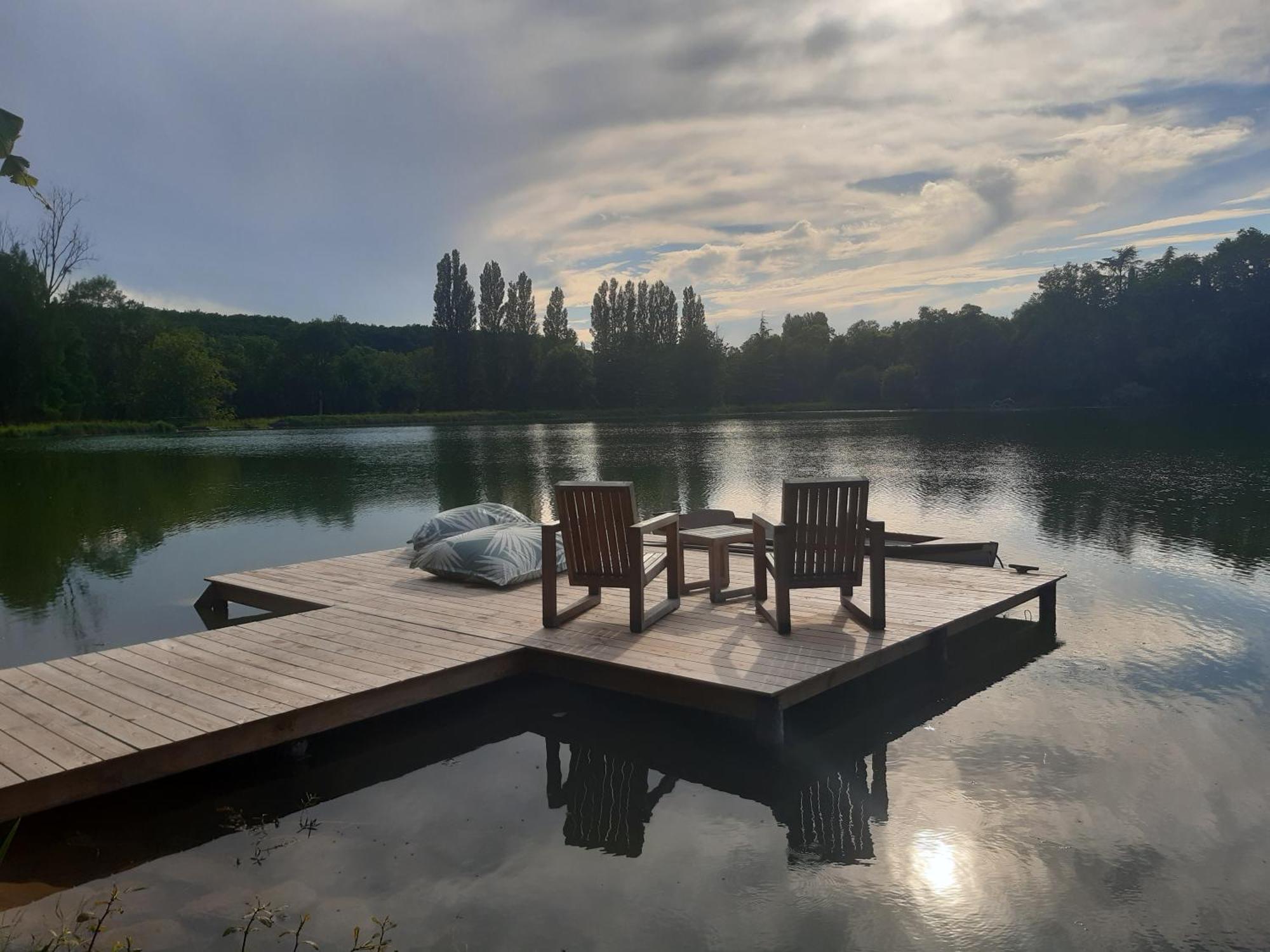 Logis Hotels Domaine Du Chatelard Dirac Ngoại thất bức ảnh