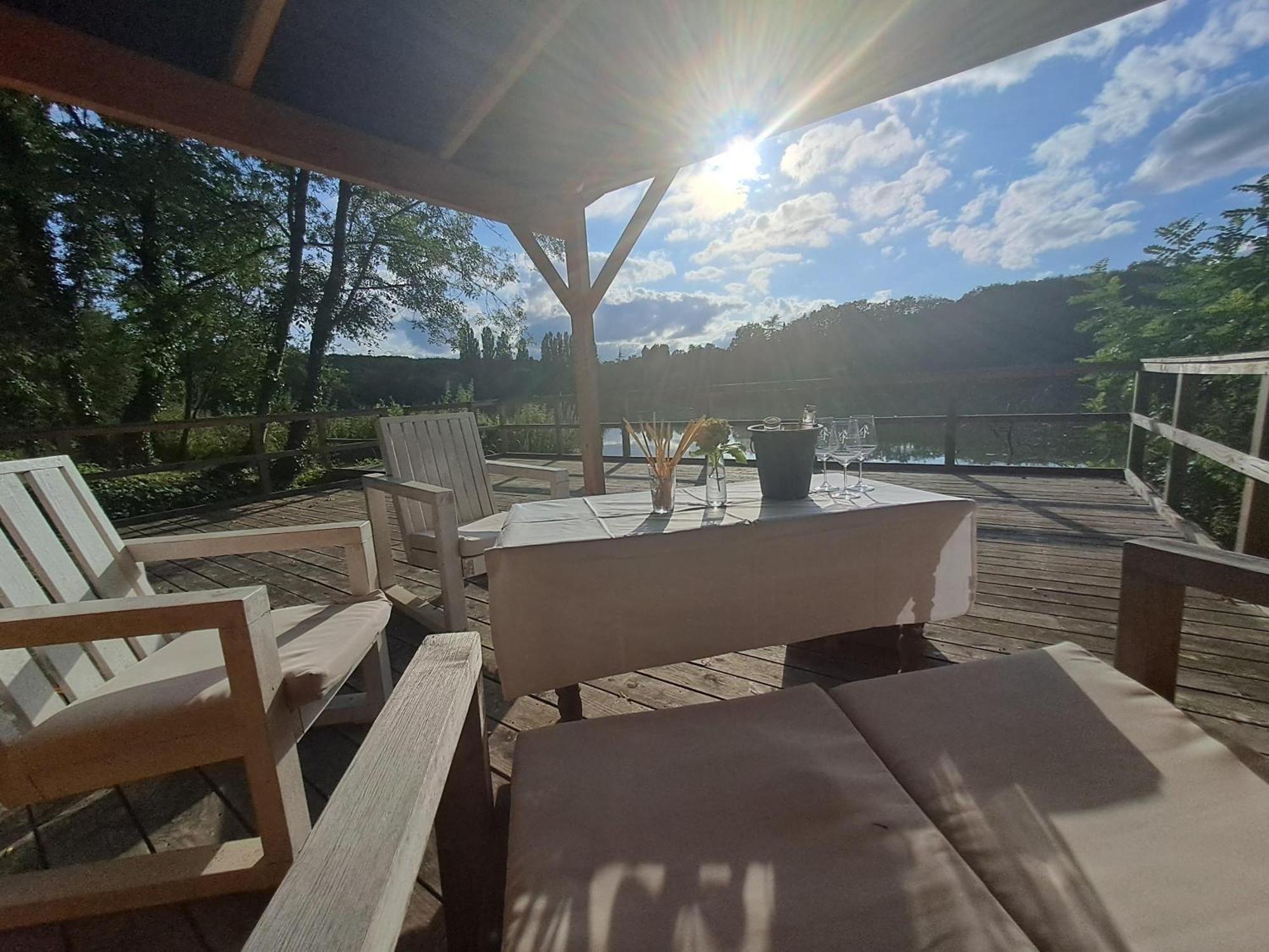 Logis Hotels Domaine Du Chatelard Dirac Ngoại thất bức ảnh